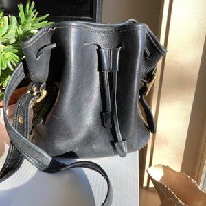 Vintage COACH 9952 Lula Legacy Black Leather Drawstring Bucket Shoulder Bag
